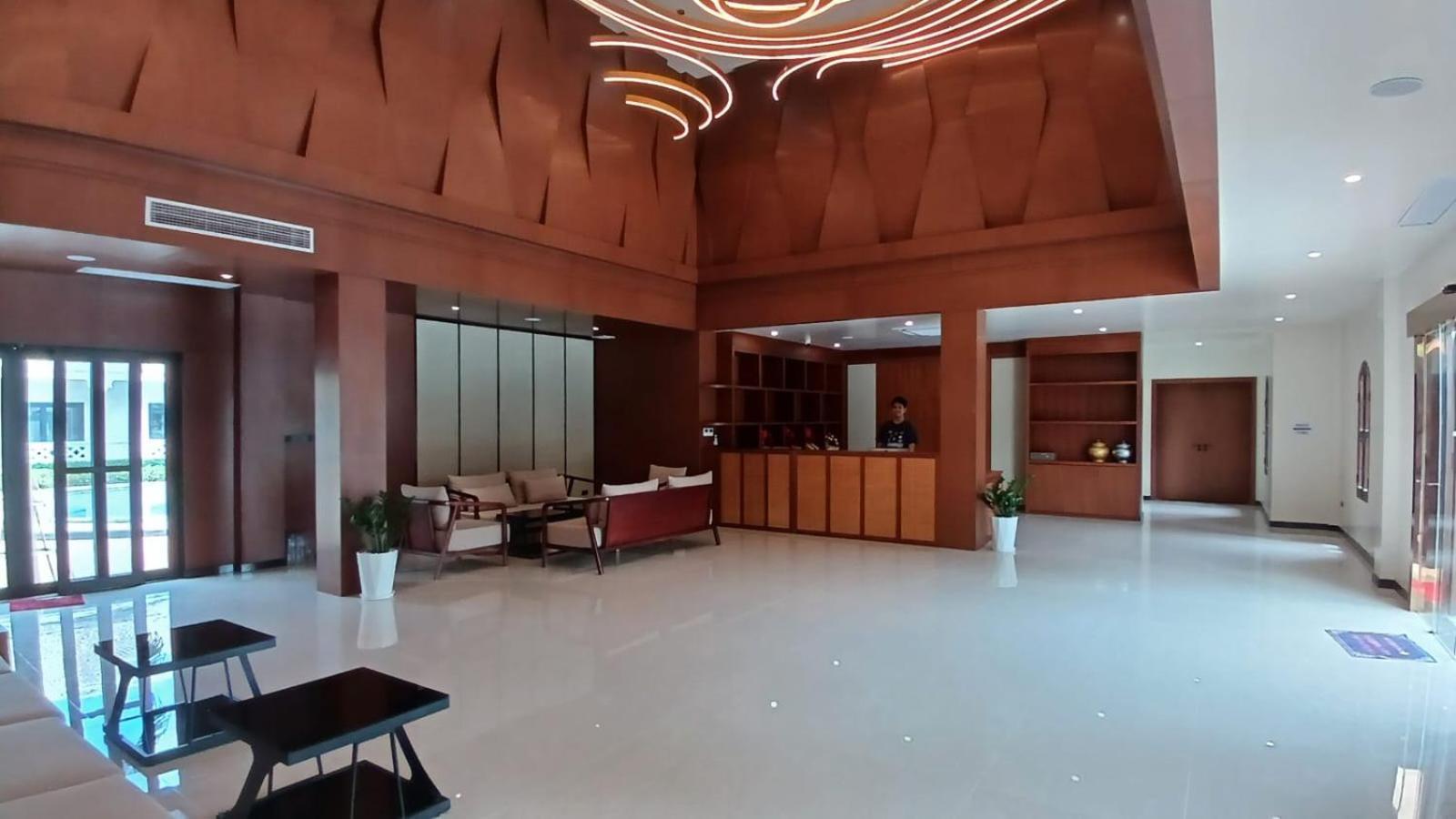 Choasis Hotel-루앙프라방 외부 사진