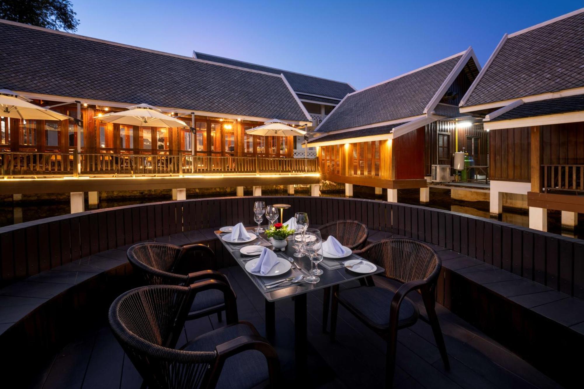 Choasis Hotel-루앙프라방 외부 사진
